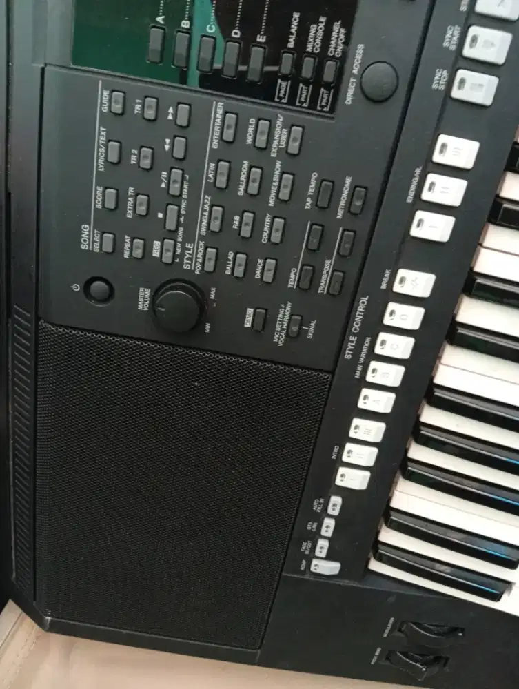 DIJUAL YAMAHA PSR S950 PIANO ARRANGER TERLENGKAP MEJA STAND BESI USB F