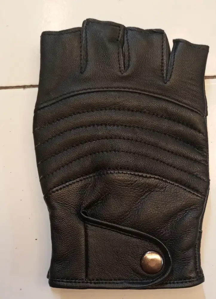 Sarung tangan kulit domba