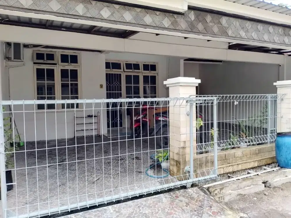 Dijual Rumah / Bisa jadi indekost 6 kamar siap huni lokasi maguwoharjo yogyakarta