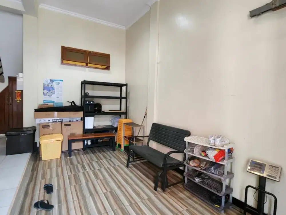 RUMAH DIJUAL DEKAT LUWES KARTASURA SOLO BARAT