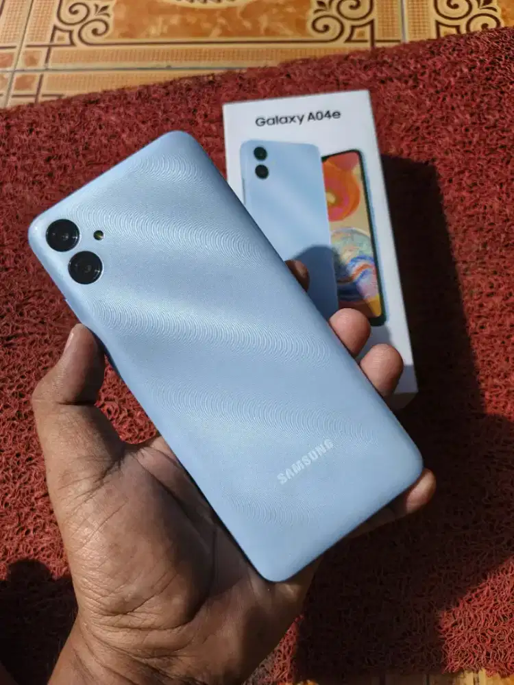 Samsung a04e 3/32 gb