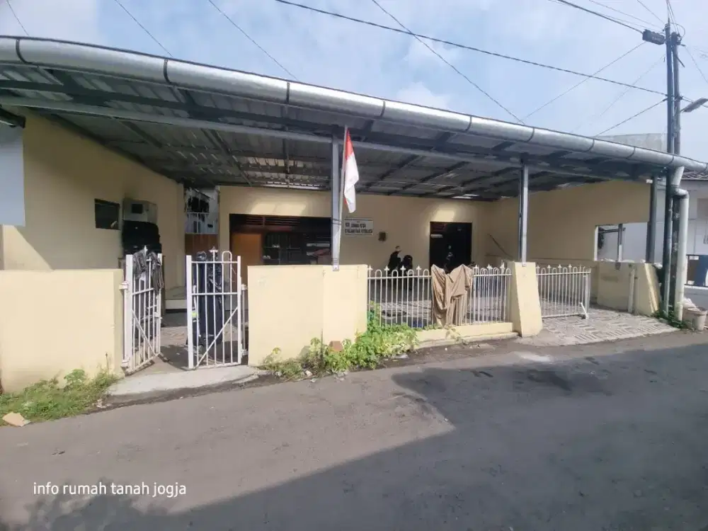 Jual rumah kodya dekat jln supeno