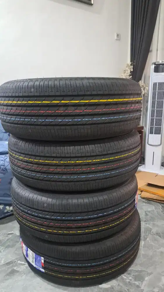 Ban Brigestone Turanza R17 wajib 4 pcs