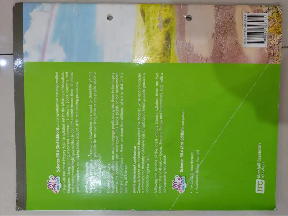 BUKU SEKOLAH KURIKULUM INTERNASIONAL