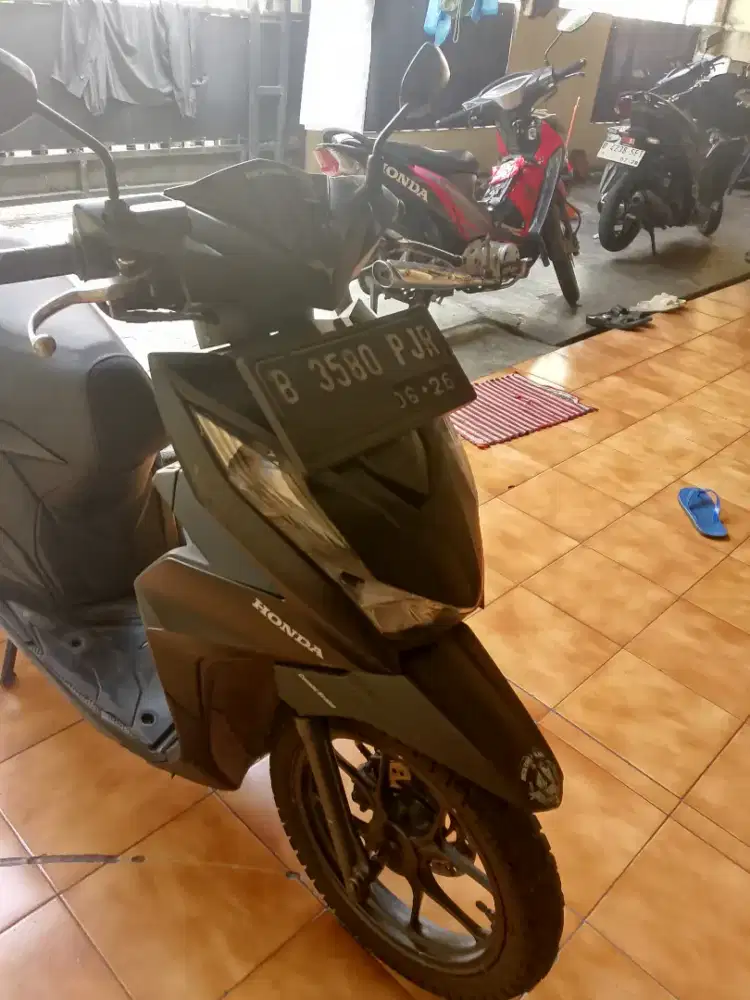 Honda Beat Deluxe 2021 keyless iss Type tertinggi