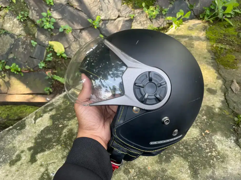 Helm Cargloss Retro Original YRM Hijab Ghotic SNI Black Doff Bekas