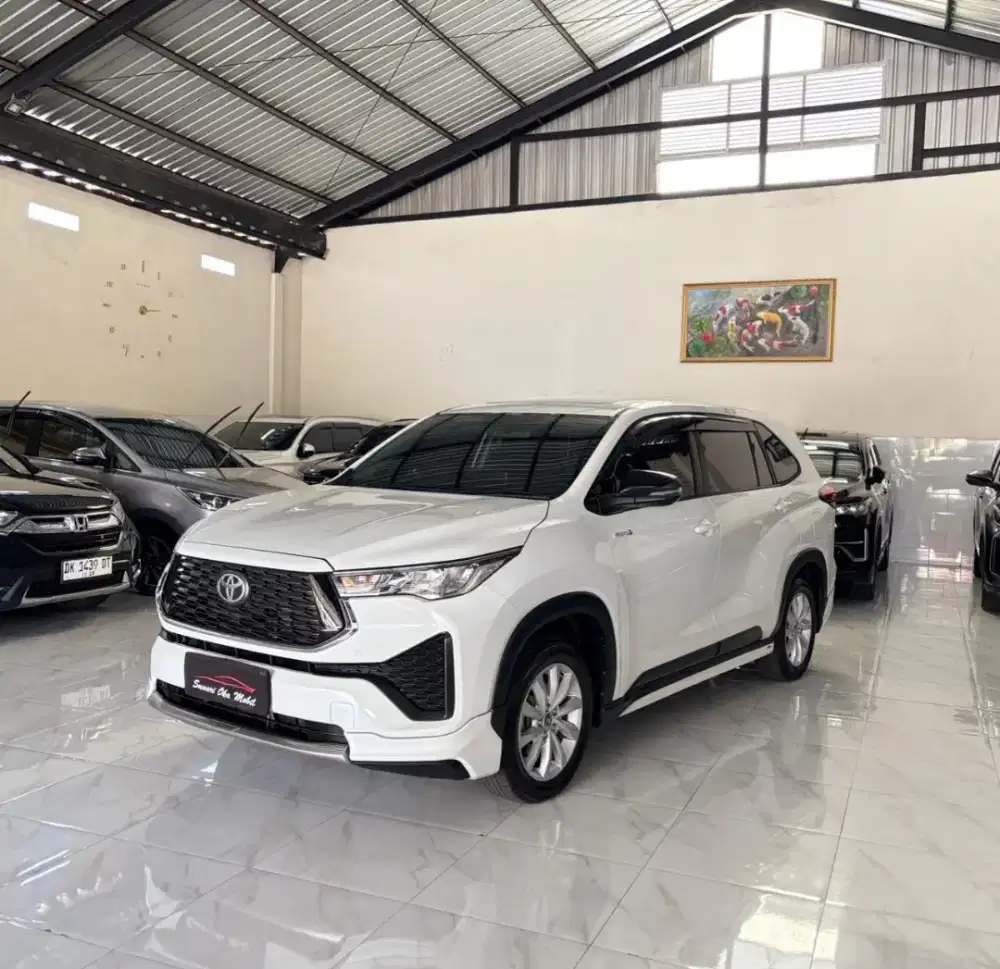 TOYOTA ZENIX V MODELISTA HYBRID 2024