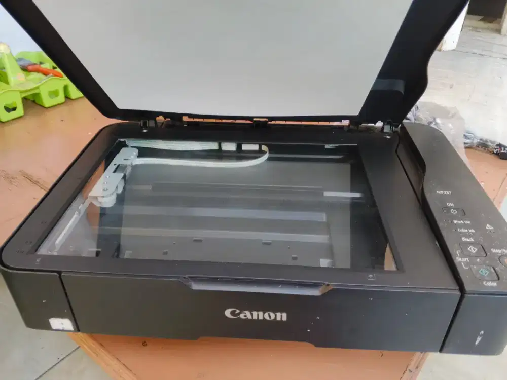 Dijual Printer Canon warna 3 ini 1