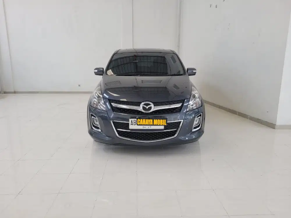 Mazda 8 tahun 2015