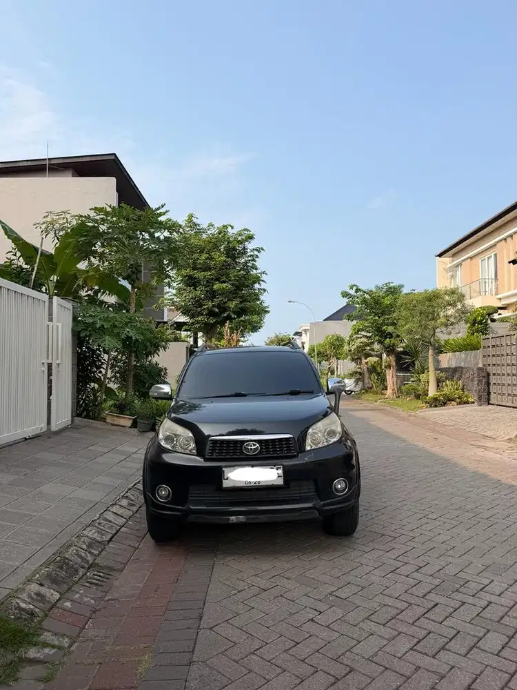 Toyota Rush 2013 Tipe S Automatic