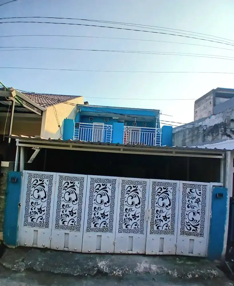 Rumah 2 lantai dekat sumarecon mall bekasi murah