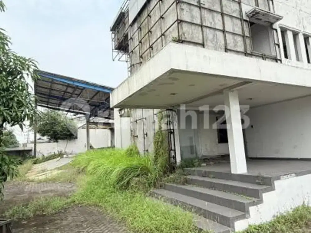 Dijual Gedung Cocok untuk Kantor Taman Sidoarjo