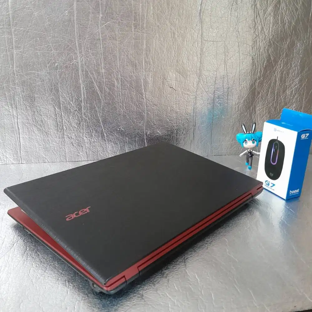 Acer aspire E5-552G Amd Fx-8800P Ram 8gb ssd 256gb Vga Amd Radeon