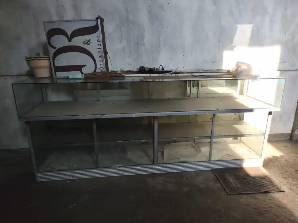 Etalase Counter HP