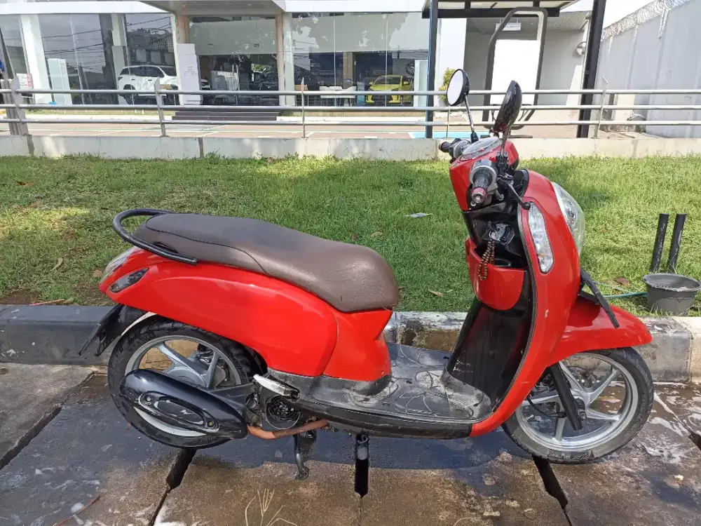 Jual motor Scoopy tahun 2014