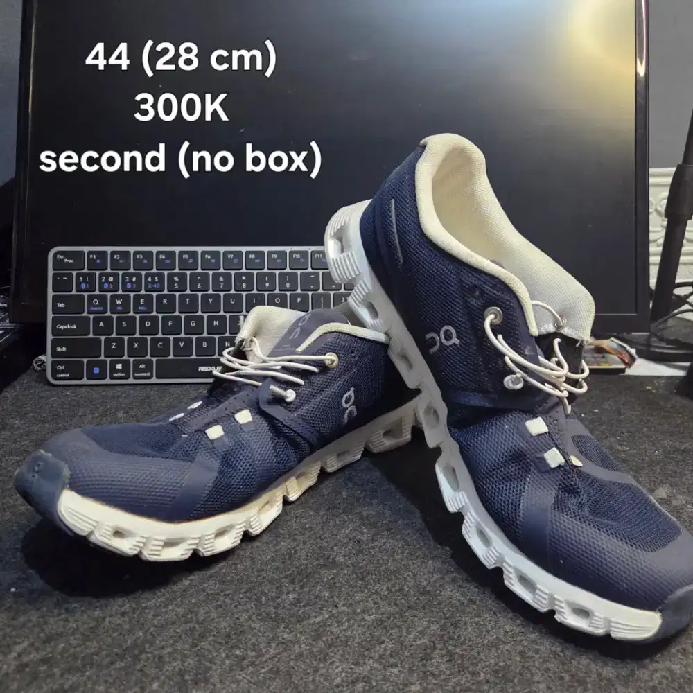 Dijual sepatu bekas sekali pakai dan no minus tanpa box