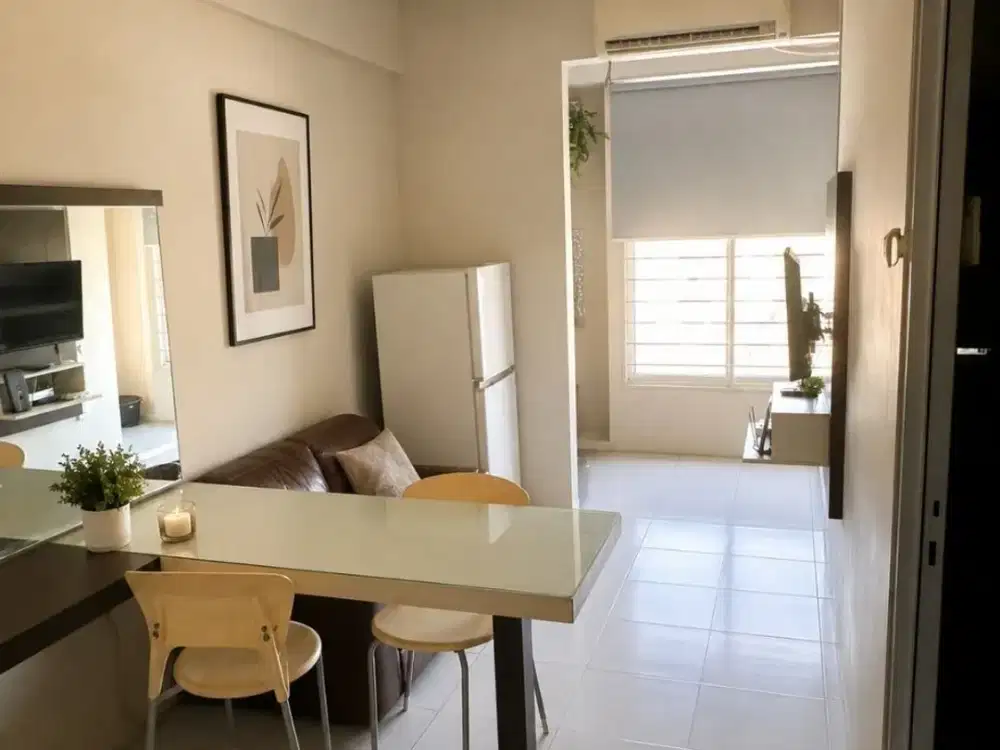 Jual cepat - Apartemen Dian Regency 2 bedroom furnished + AC Lantai 8
