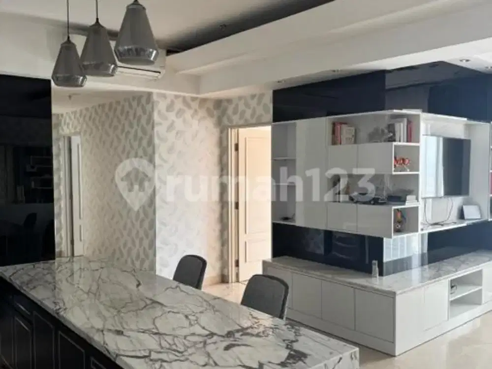 Disewakan Apartemen The Peak Residence Surabaya