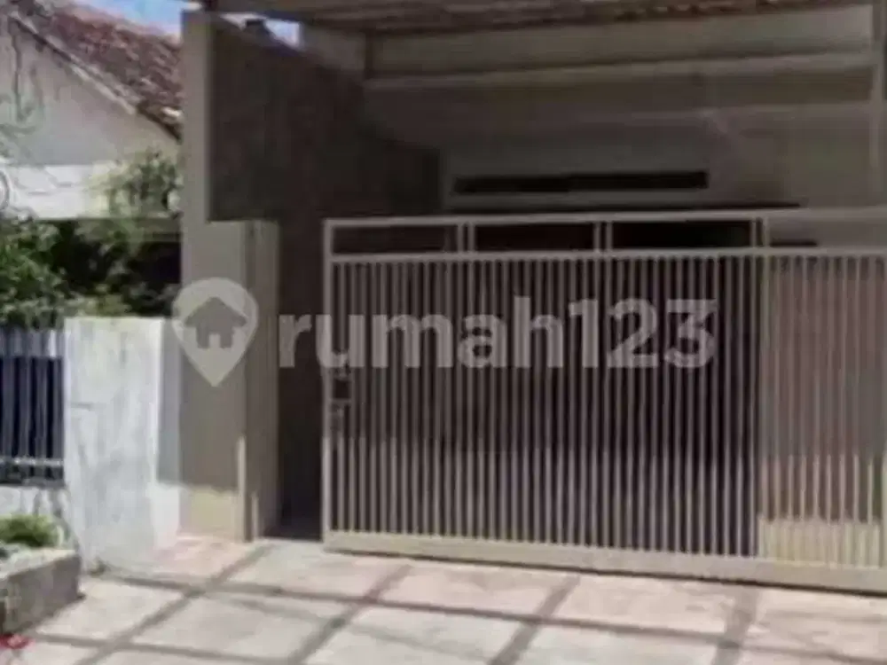 Disewakan Rumah Baru Renovasi Siap Huni di Ngagel Surabaya