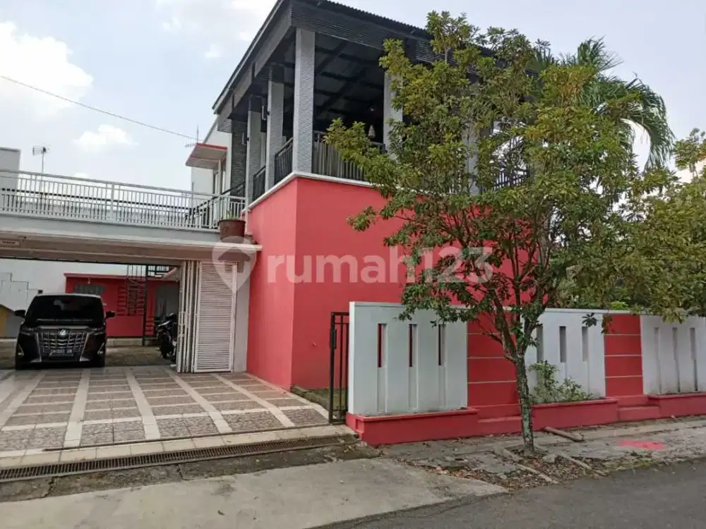 Turun Harga Dijual Rumah Hoom 2 Lantai Jombang