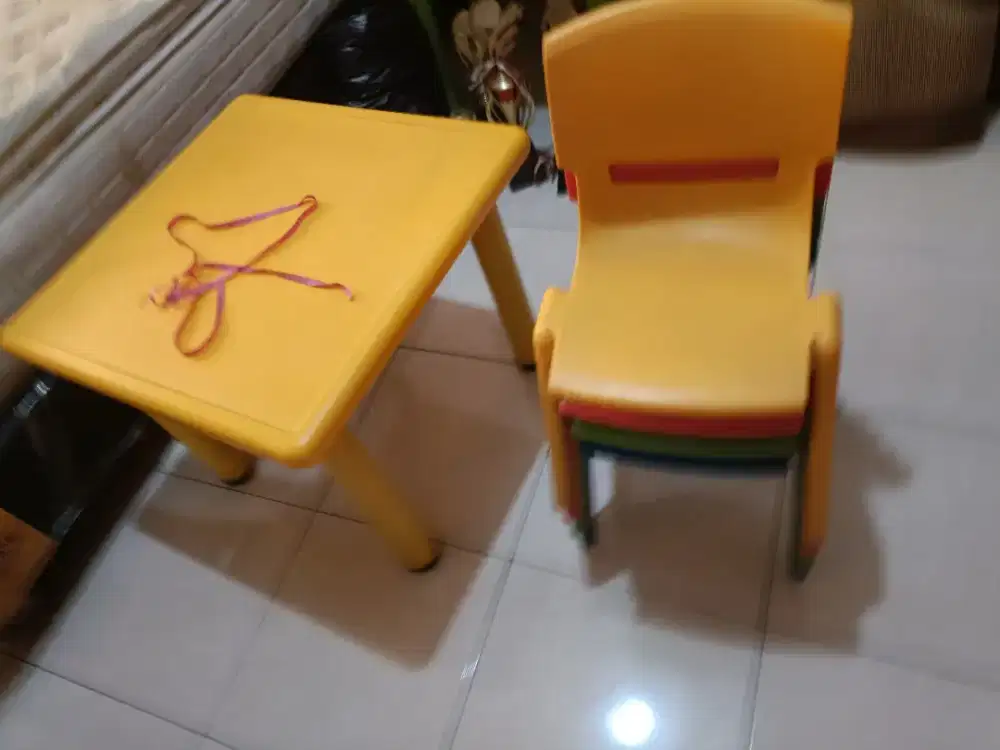 meja belajar anak