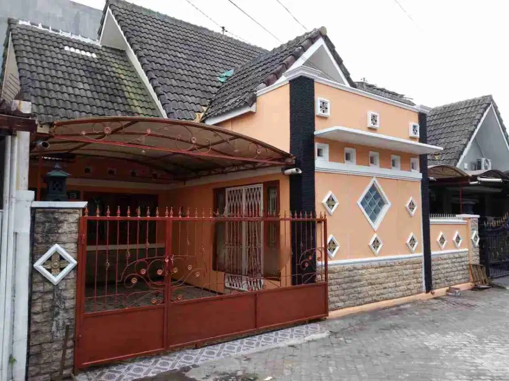 Rumah minimalis belakang UPN Ringroad