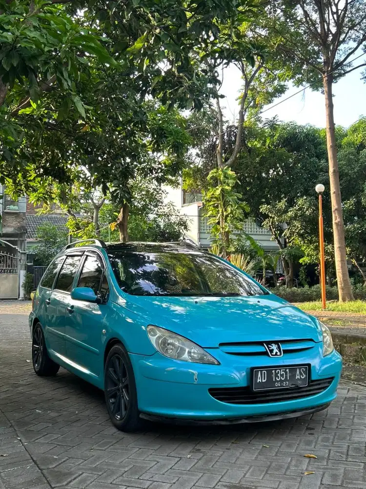 Peugeot 307 Wagon 3Baris IRIT Panoramic Pajak Hidup AC Dingin TERMURAH
