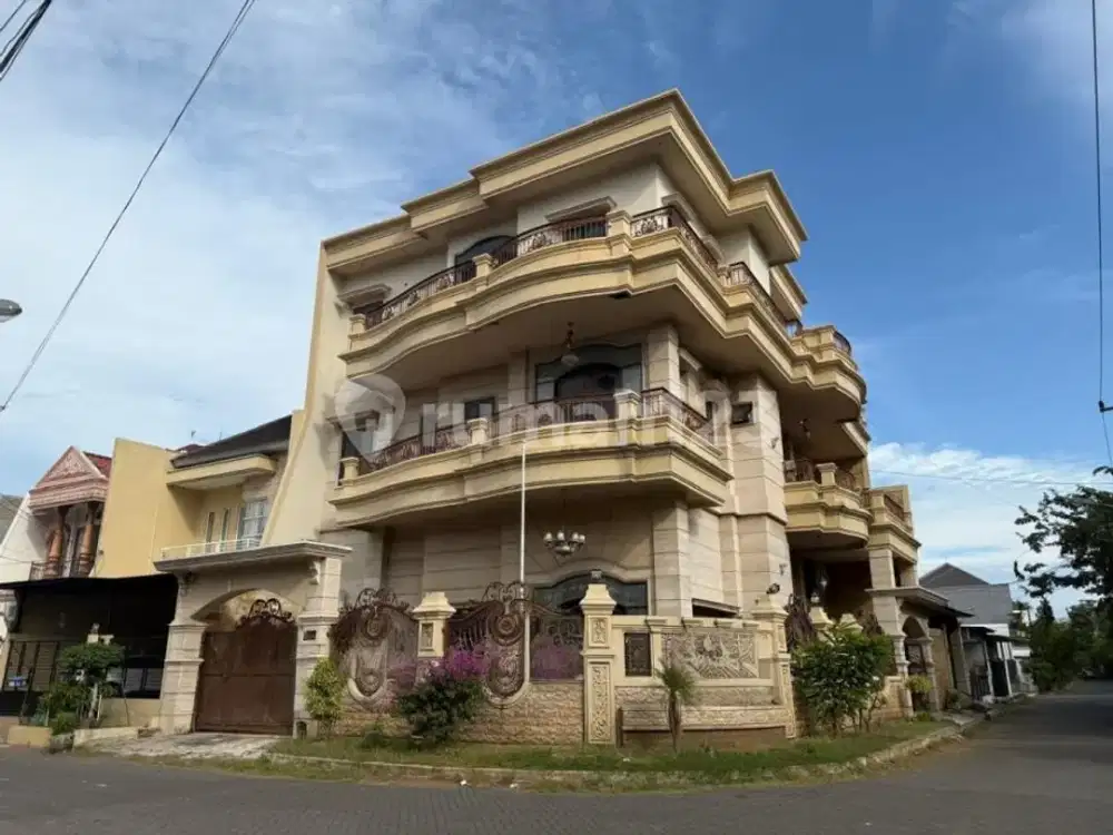 Dijual Cepat Rumah Mewah 3,5 Lantai Galaxi Bumi Permai Surabaya