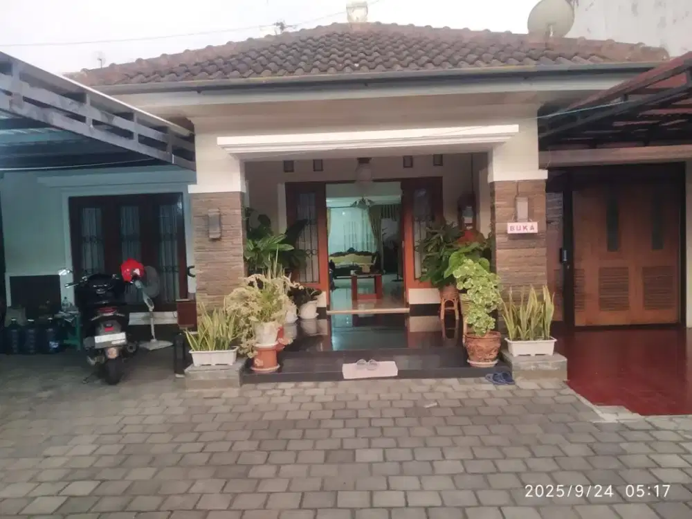 Rumah Dijual di Perumahan Nogotirto Elok Gamping Sleman Dalam Ringroad