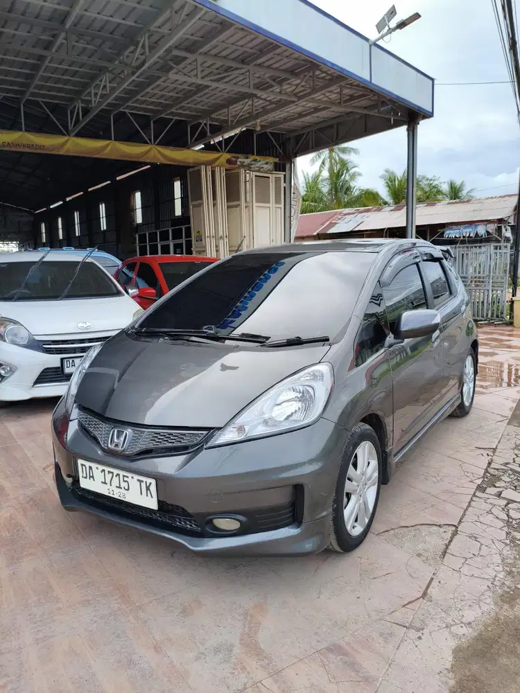 HONDA JAZZ RS 1.5 2012 M/T
