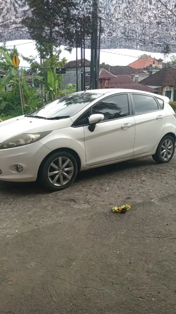 Ford fiesta s at 2012.bisa tt motor xmax 2025