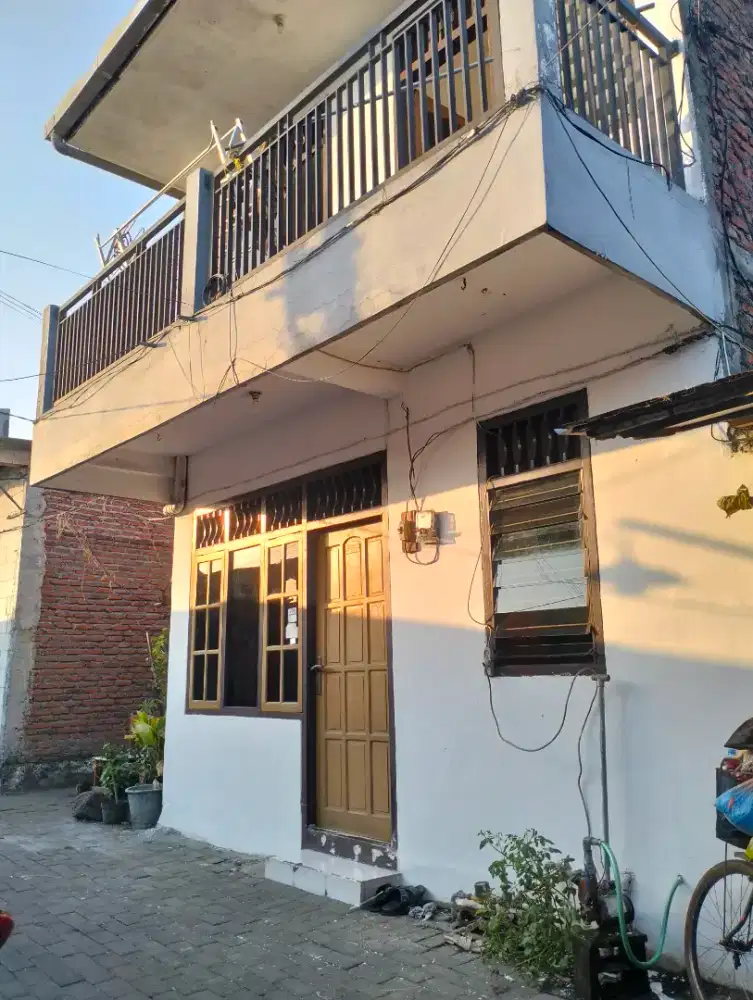 RUMAH 2 LANTAI SHM WARU SIDOARJO 445JT