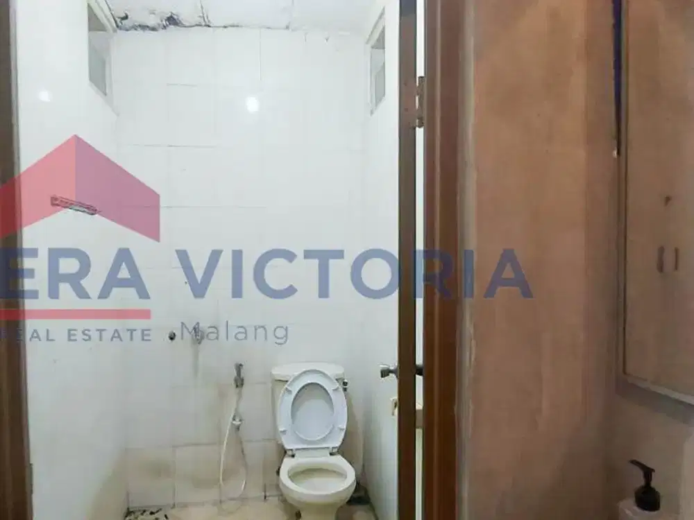 Disewakan Rumah Pinggir Jalan Tidar Malang Cocok Cafe Kantor Usaha