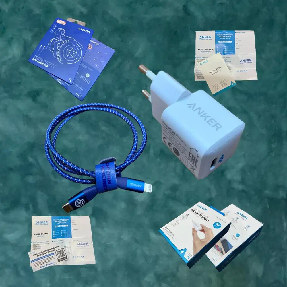 Bundling Wall Charger Anker PowerPort III Nano 20W + Kabel Charger