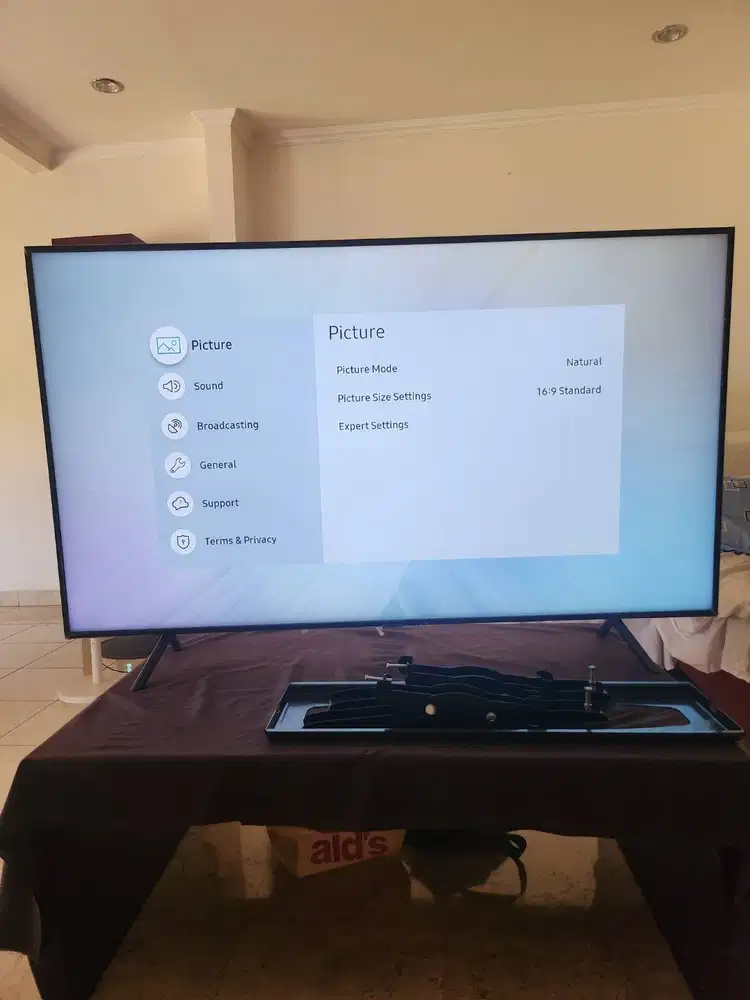 Tv Samsung 65 inch LED smart tv