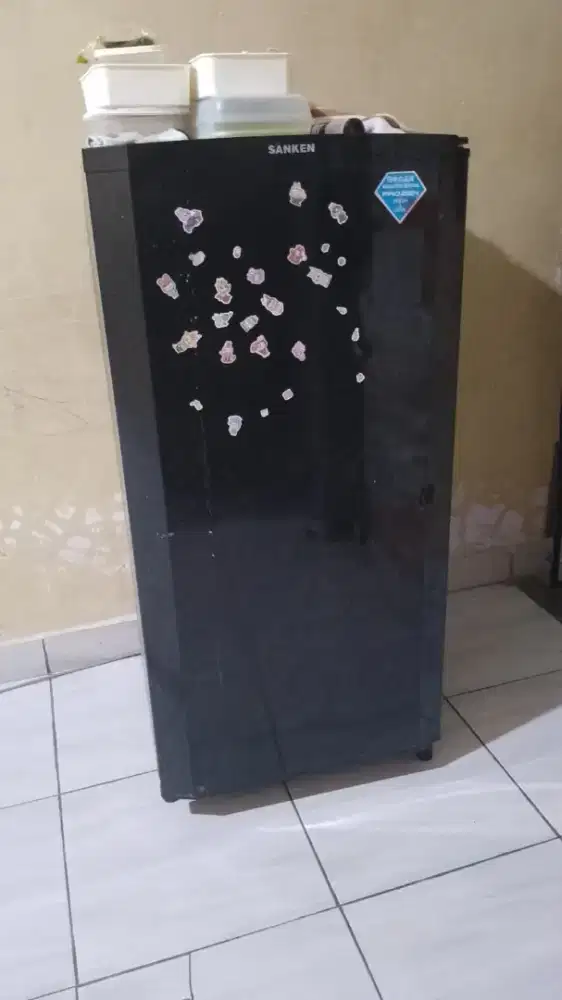 Kulkas sanken 1 pintu