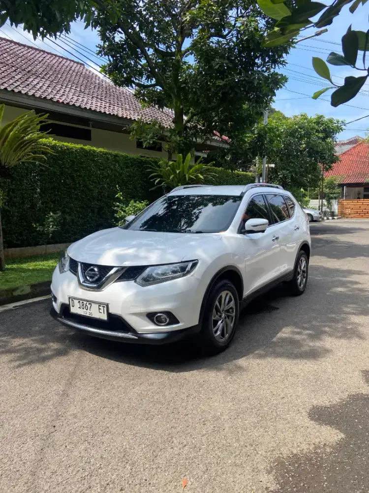 Nissan X-Trail 2.5 AT 2014