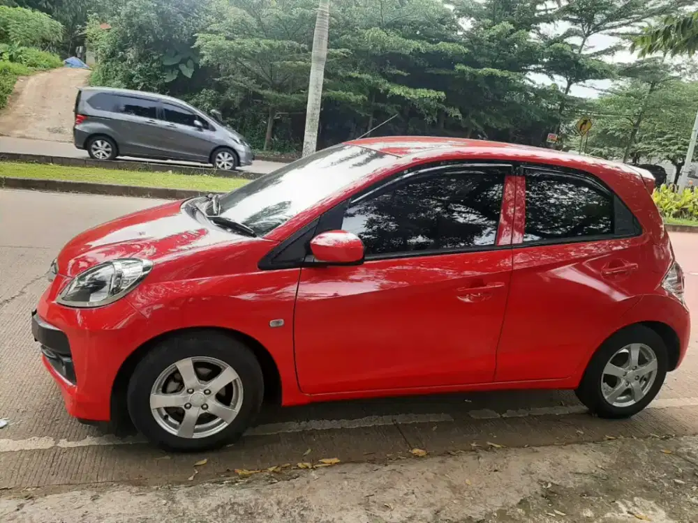 Low km Honda Brio AT full orisinil luar dalam