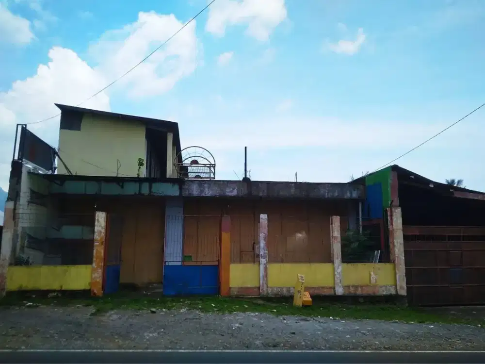 Dijual Gudang Lokasi Strategis di Jl. Salatiga Kopeng