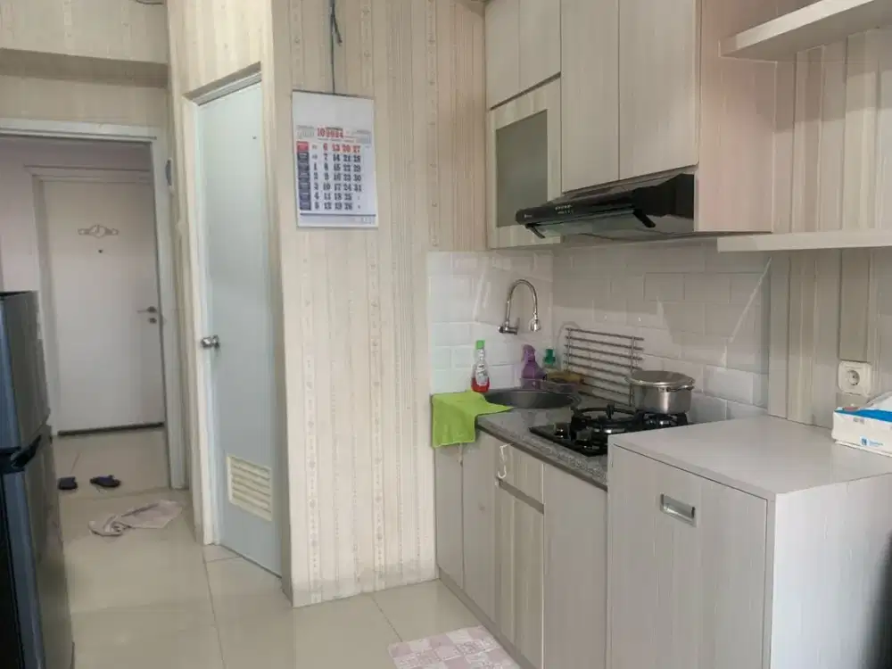 PILIHAN SCARLET FULL FURNISH TINGGAL MASUK DENGAN VIEW KOTA YANG TERBUKA