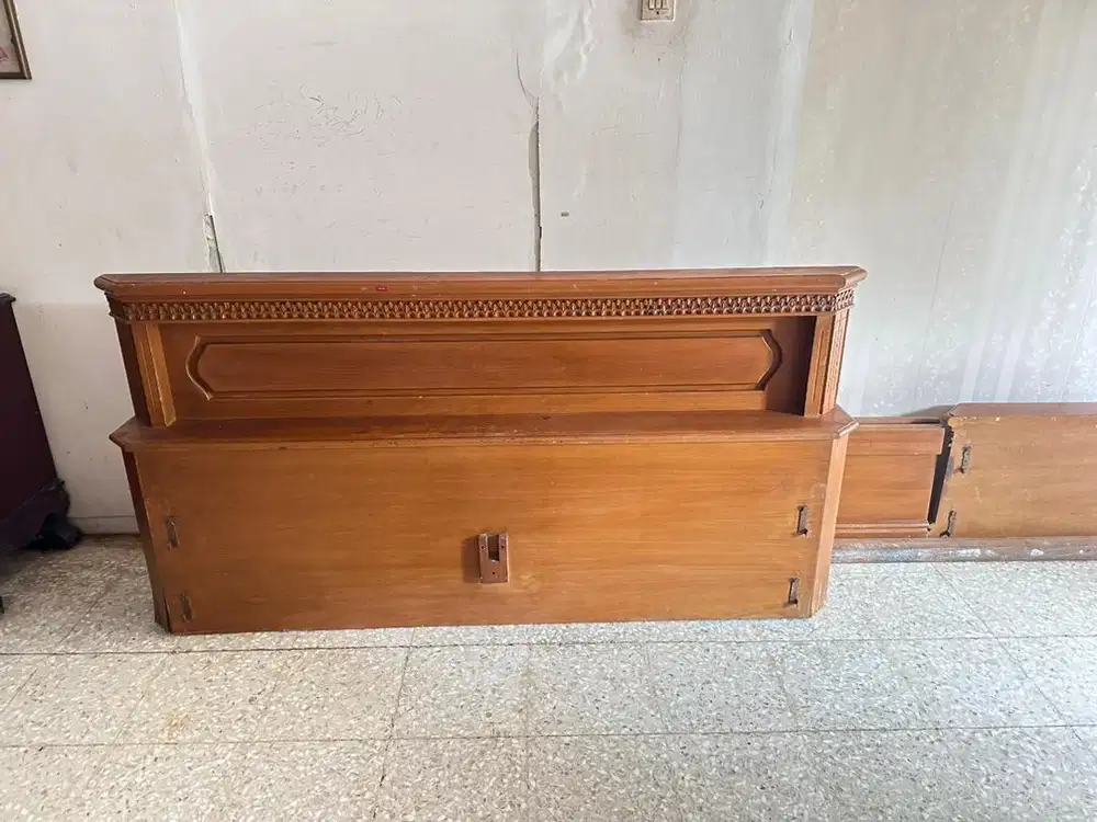DIPAN KAYU JATI 160 x 200