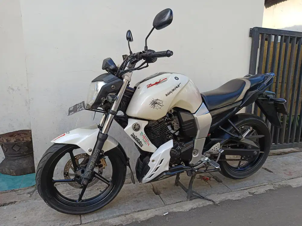Yamaha byson karbu 2011 lengkap bagus