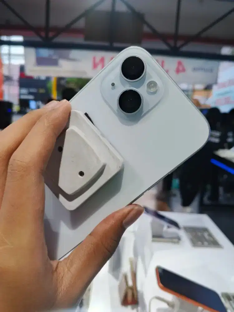 Kredit iPhone 15 syarat KTP aja bayar bulan depan