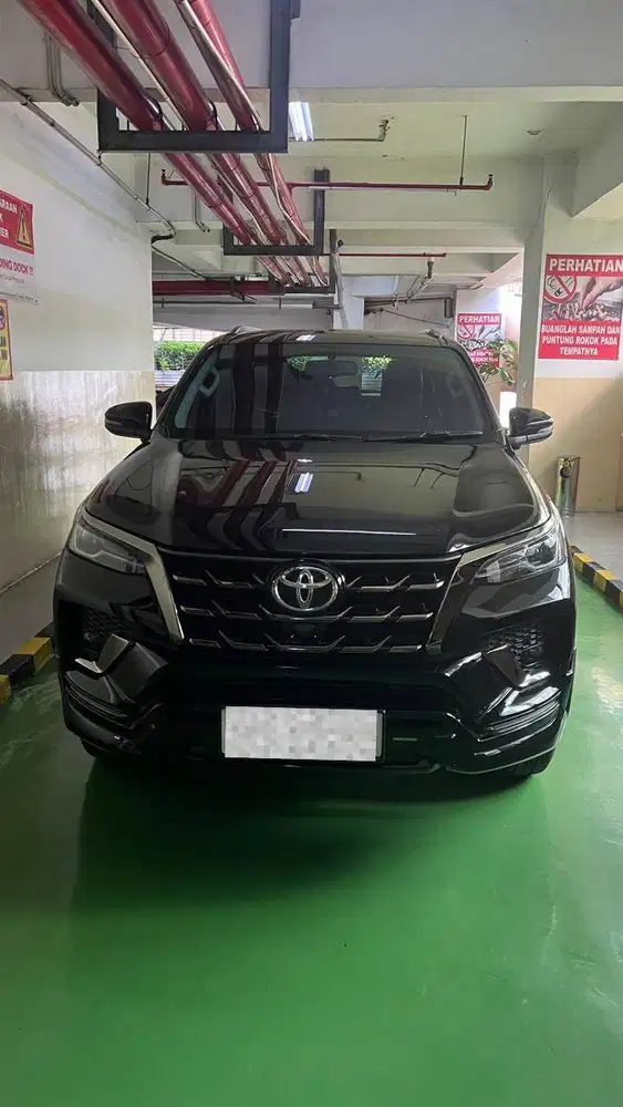 TOYOTA FORTUNER 2.8 VRZ GR SPORT 4X2 A/T