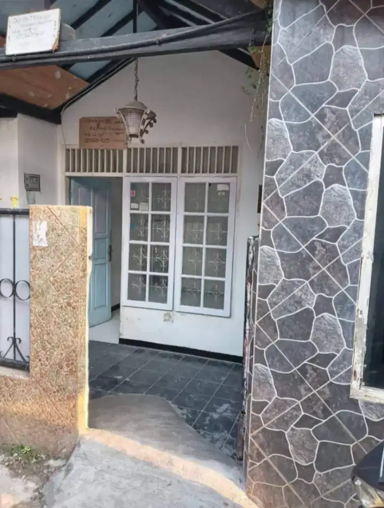 DI JUAL RUMAH TANJUNG BARAT JAKSEK