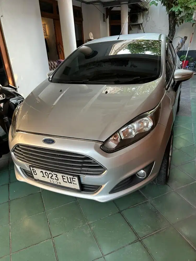 Ford Fiesta 2013 Akhir Tipe Trend Matic (LOW KILOMETER)
