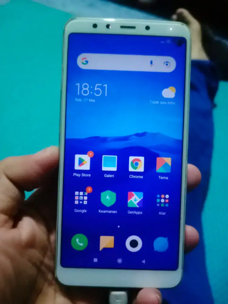 redmi 5 ram 4/64 minus