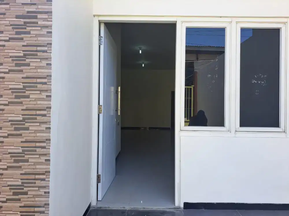 Jual Rumah Baru 2 lantai di area Mulyosari, Surabaya