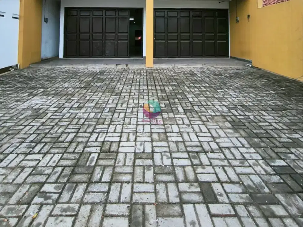 Disewa Ruko Gandeng 2 Lantai Siap Pakai Lokasi Paling Strategis di Jl. Raya Narogong