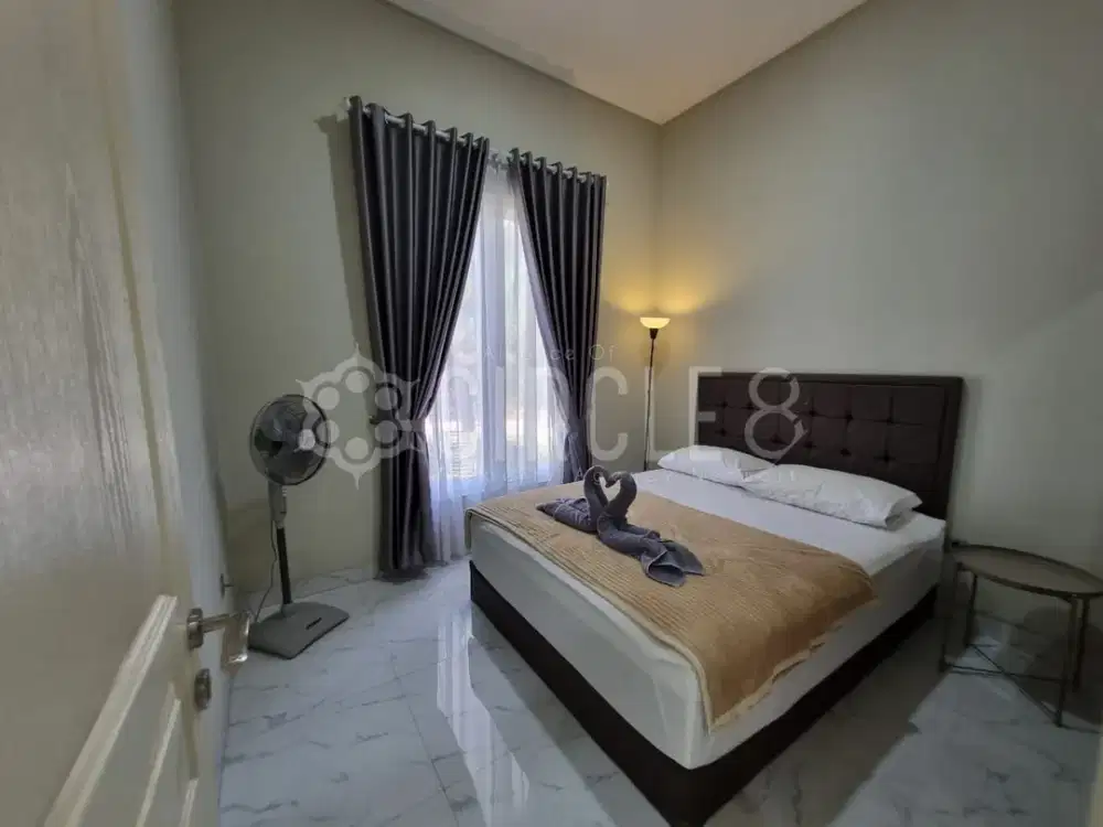 Rumah Nyaman Dengan Desain Modern Di Lingkungan Tenang Kota Baru Parahyangan, Bandung